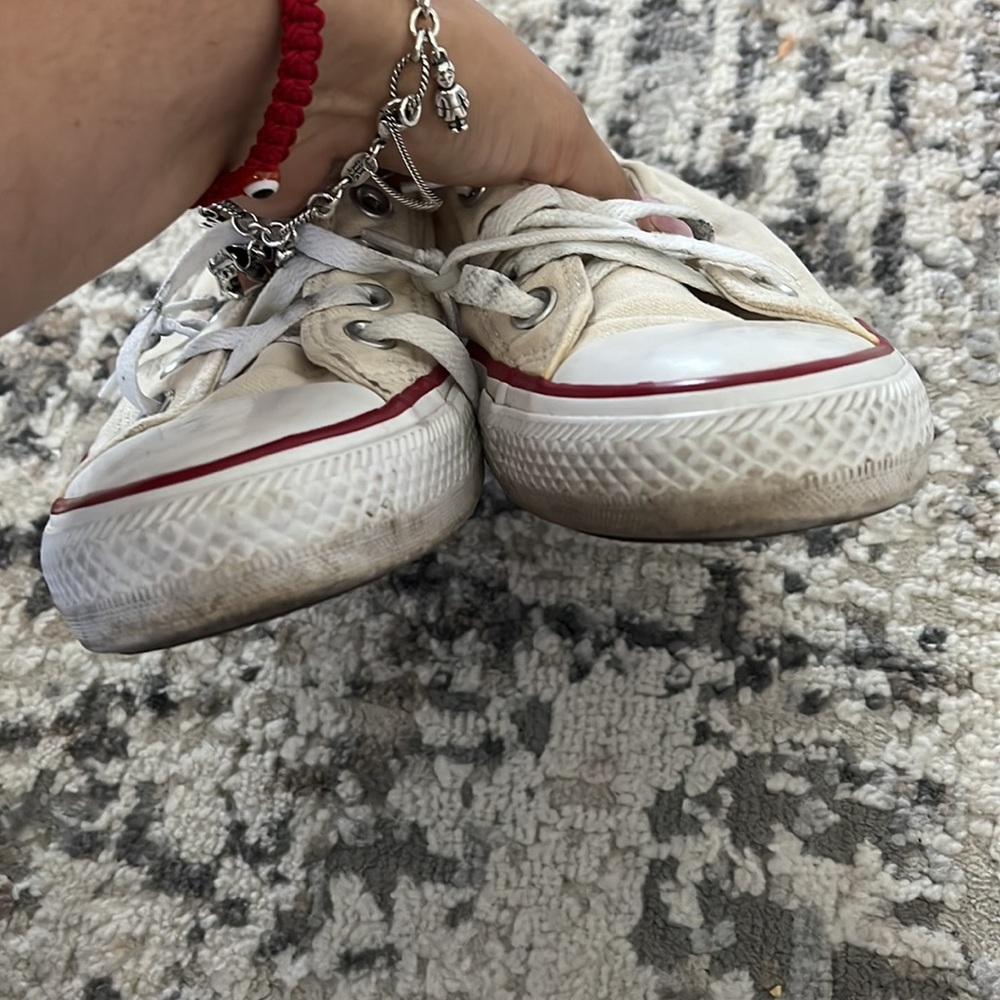 Converse - Picture 3 of 4